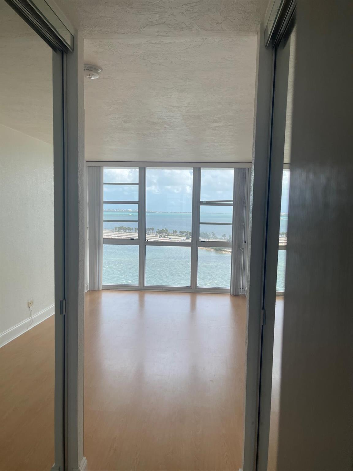 BRICKELL TOWNHOUSE CONDO - Residential Lease