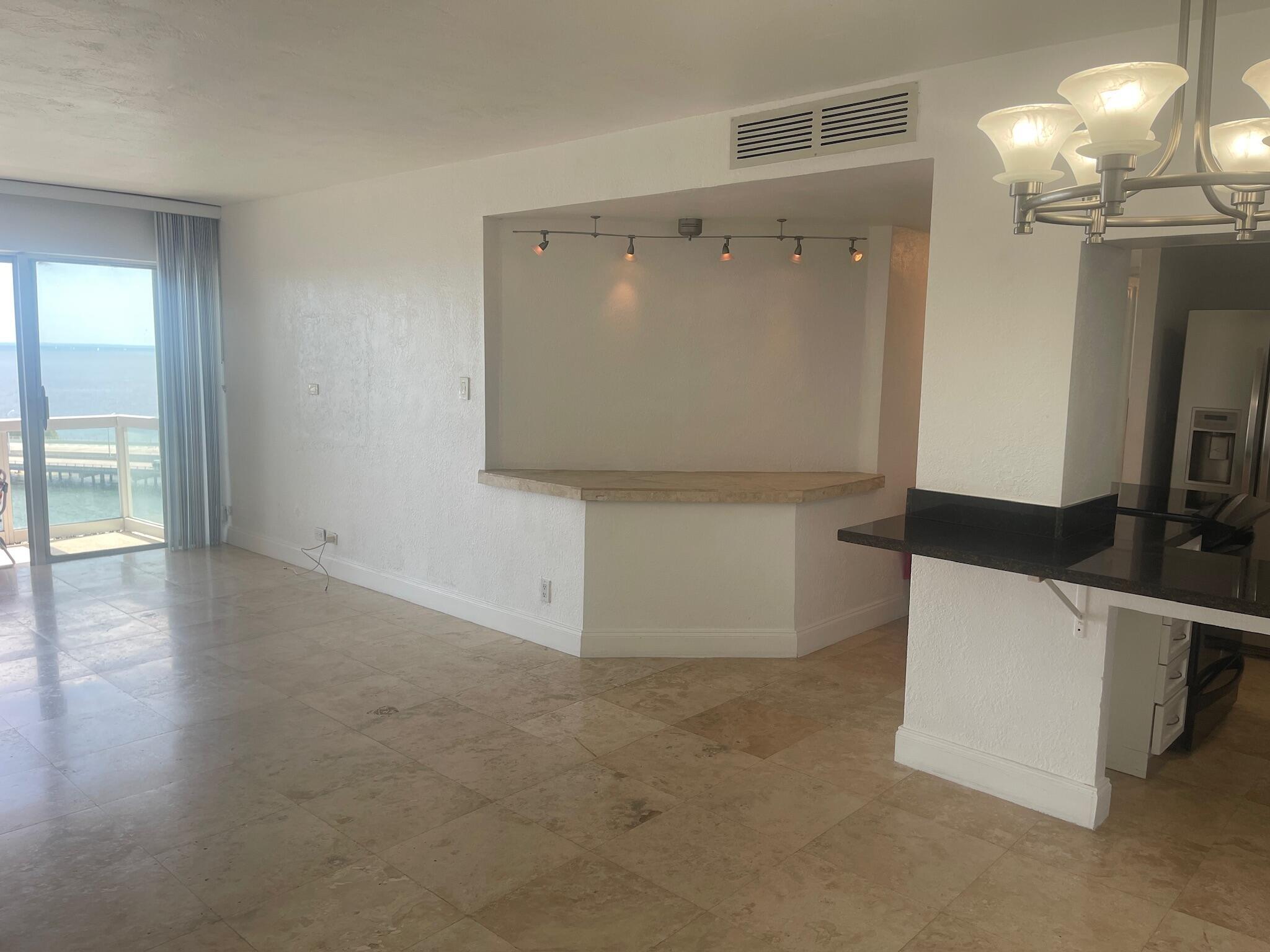 BRICKELL TOWNHOUSE CONDO - Residential Lease