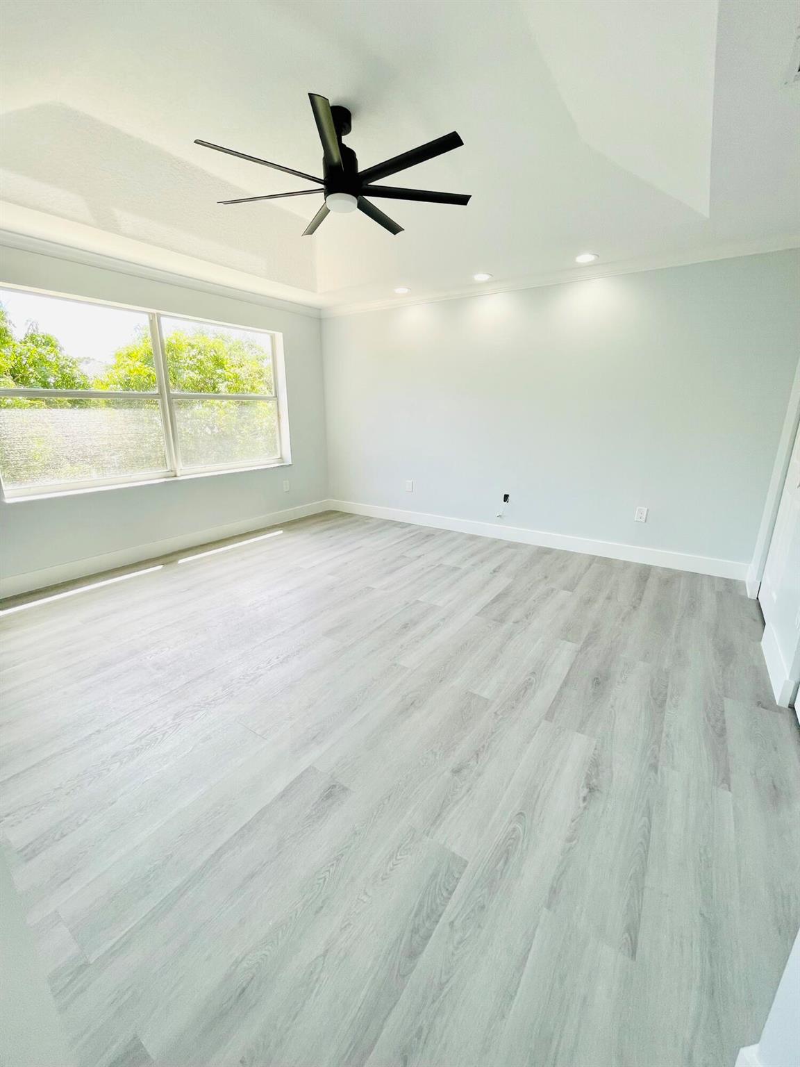 MADISON GREEN - Residential Lease