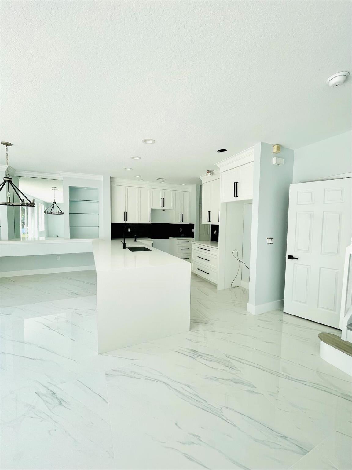 MADISON GREEN - Residential Lease