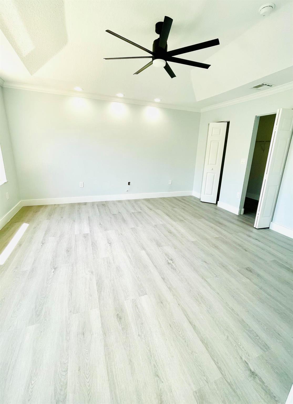 MADISON GREEN - Residential Lease