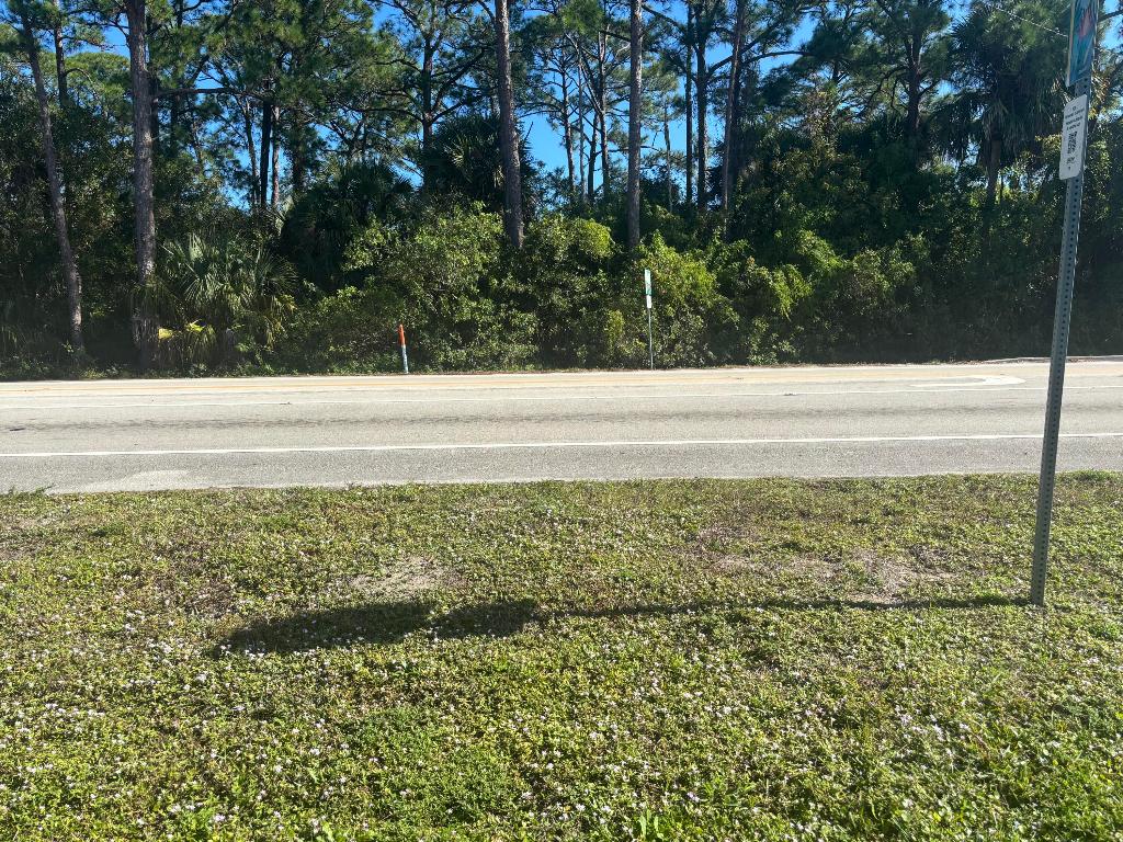 RANCH ESTATES - Land