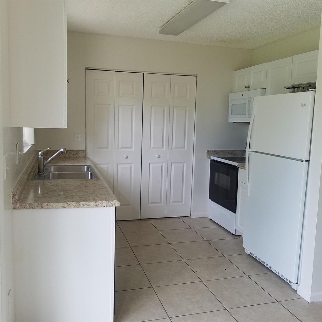 Photo of 423 W Mango Street, Lantana, FL 33462 (MLS # R11121979)