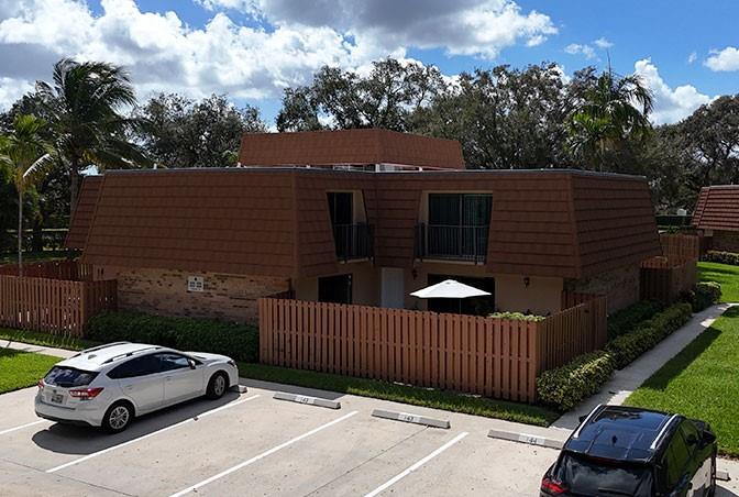 CAMELOT GARDEN - Residential