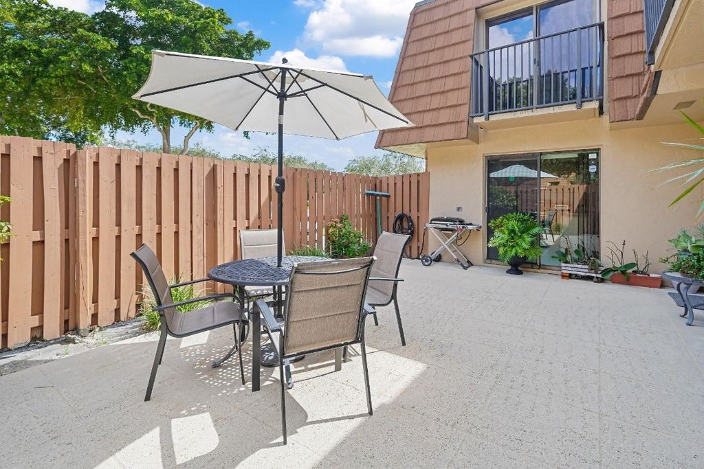 Photo of 2522 Camelot Court, Cooper City, FL (MLS # F10534521)