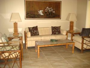 VILLAGES OF ORIOLE BONAIRE VILLAGE - Residential