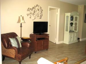 VILLAGES OF ORIOLE BONAIRE VILLAGE - Residential