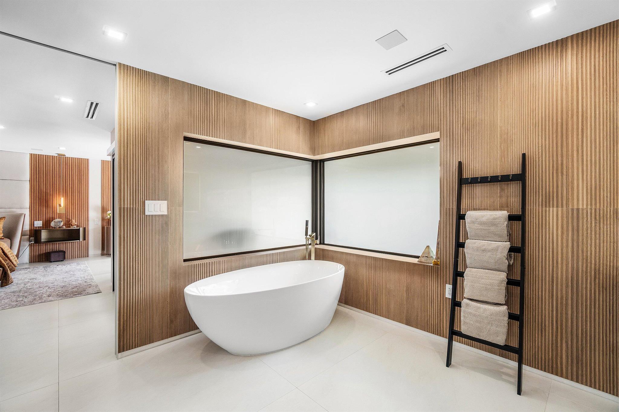 BOCA MARINA - Residential