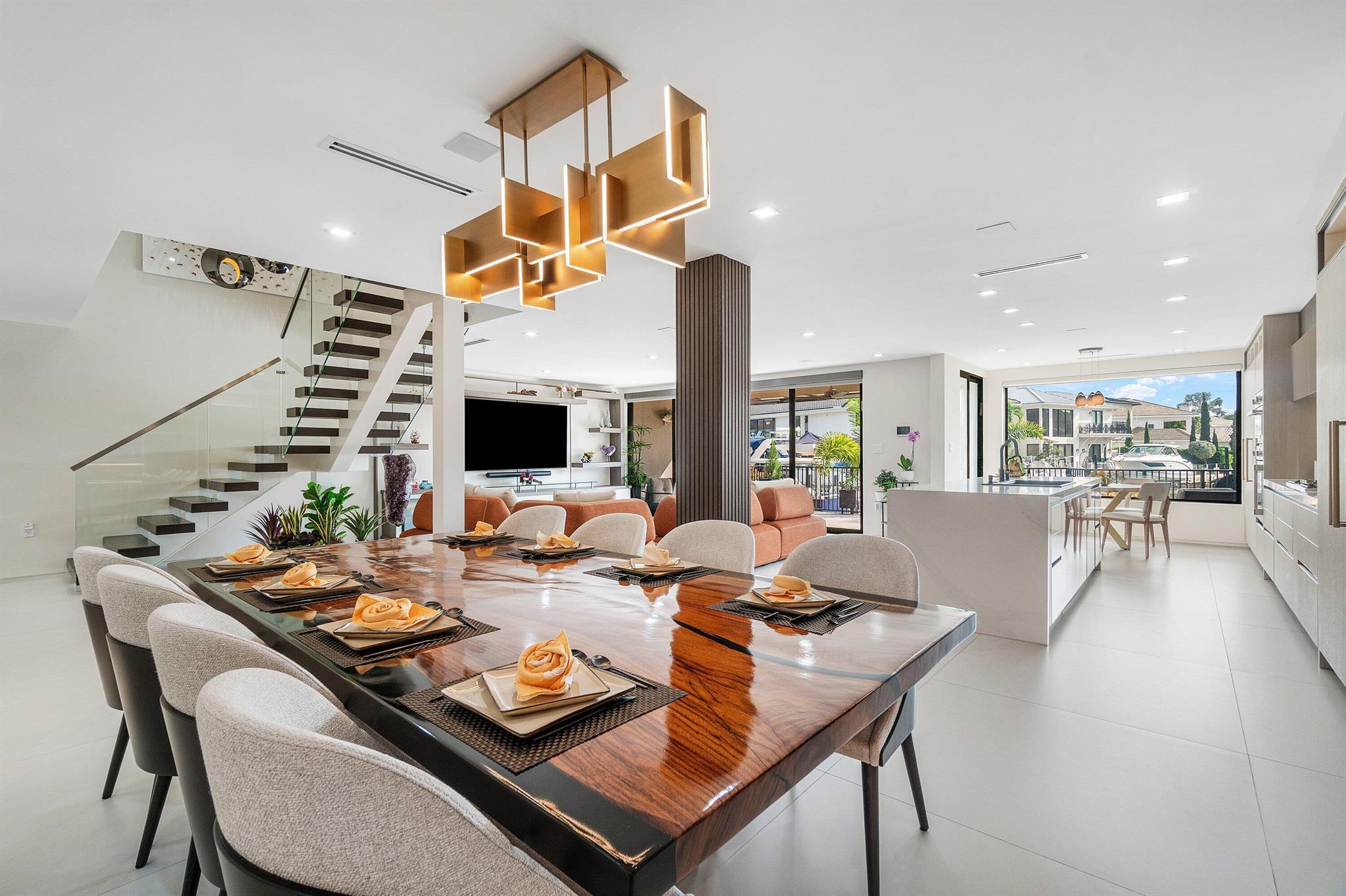 BOCA MARINA - Residential