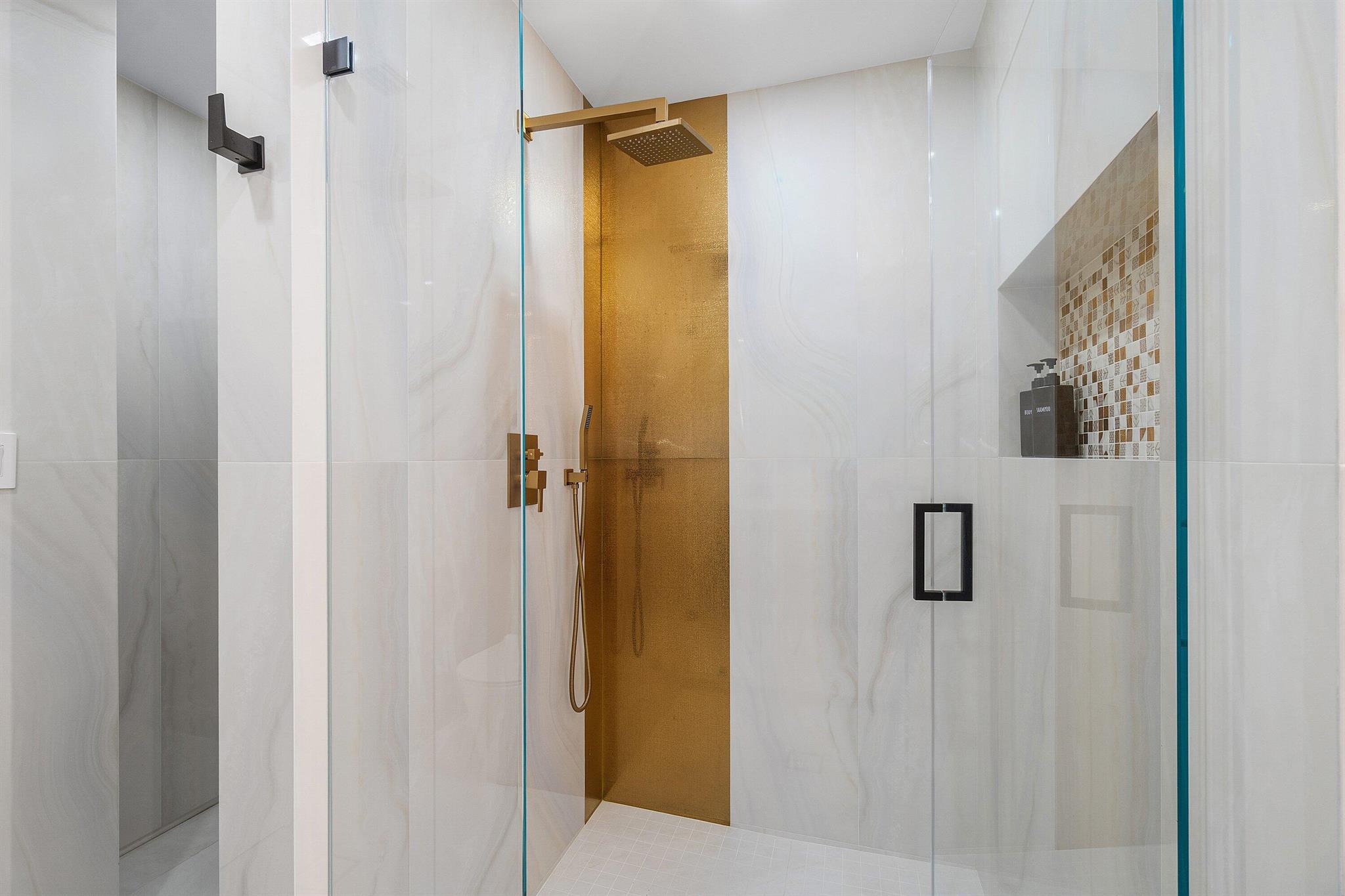 BOCA MARINA - Residential