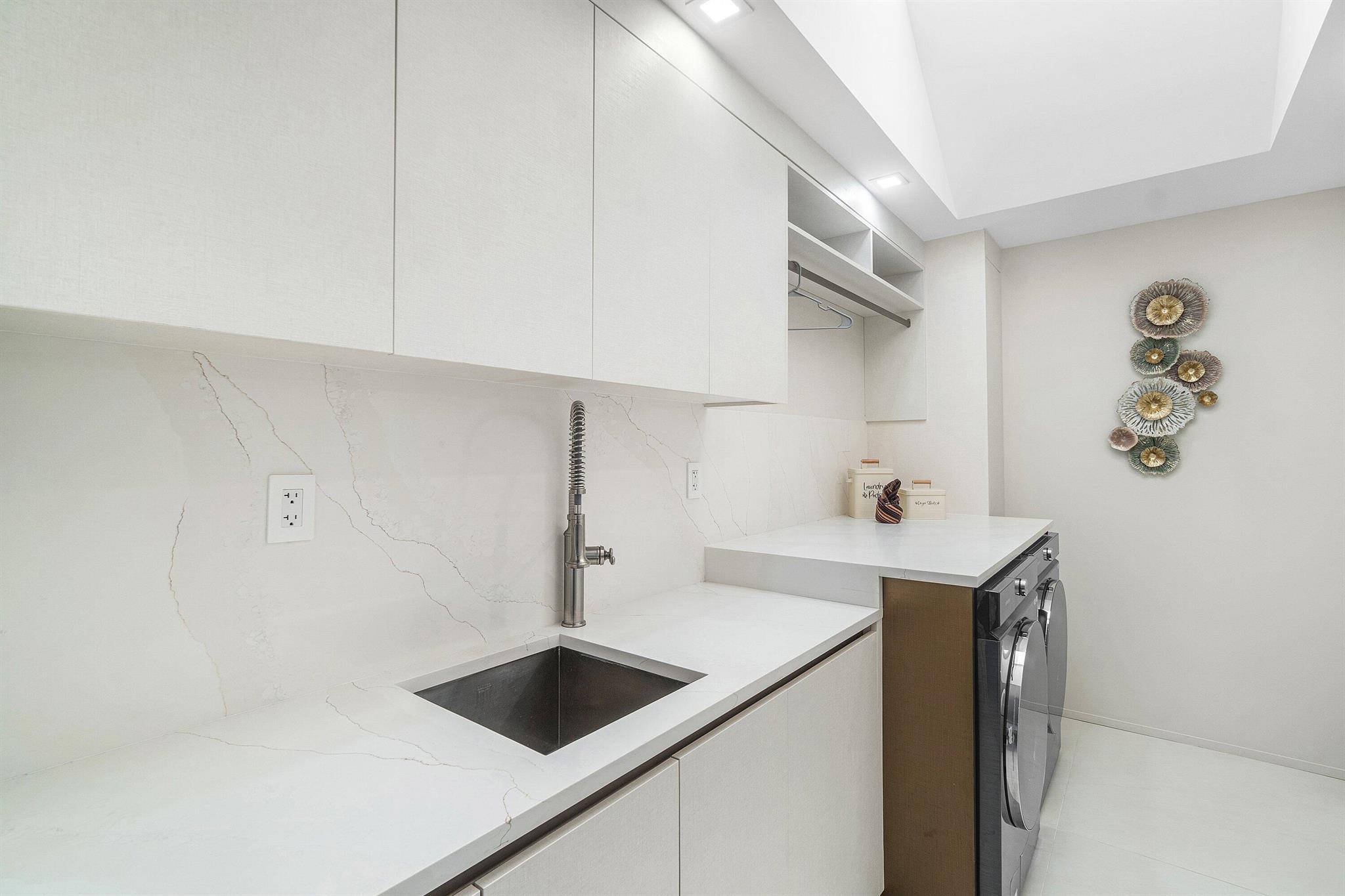 BOCA MARINA - Residential