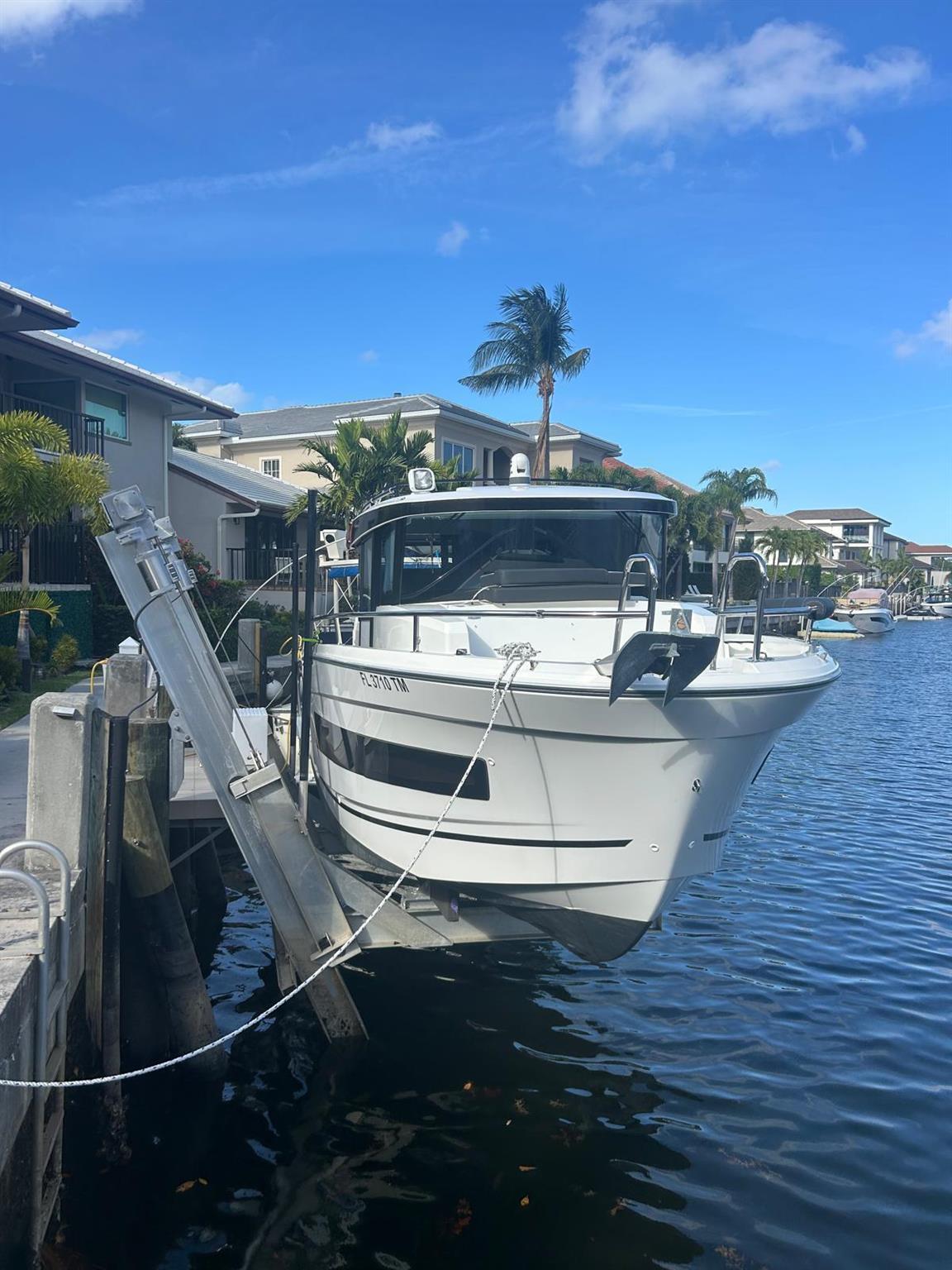 BOCA MARINA - Residential