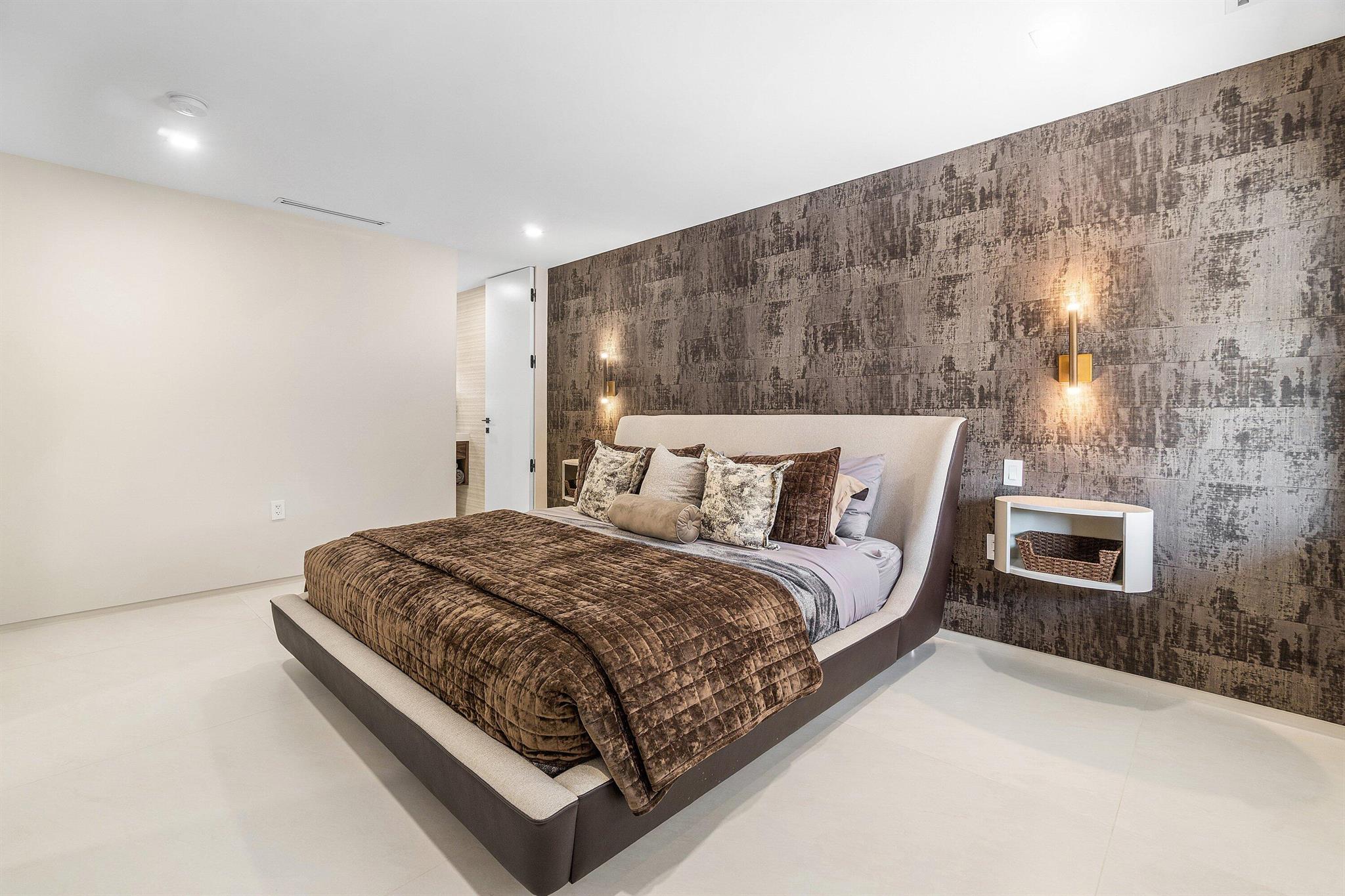 BOCA MARINA - Residential