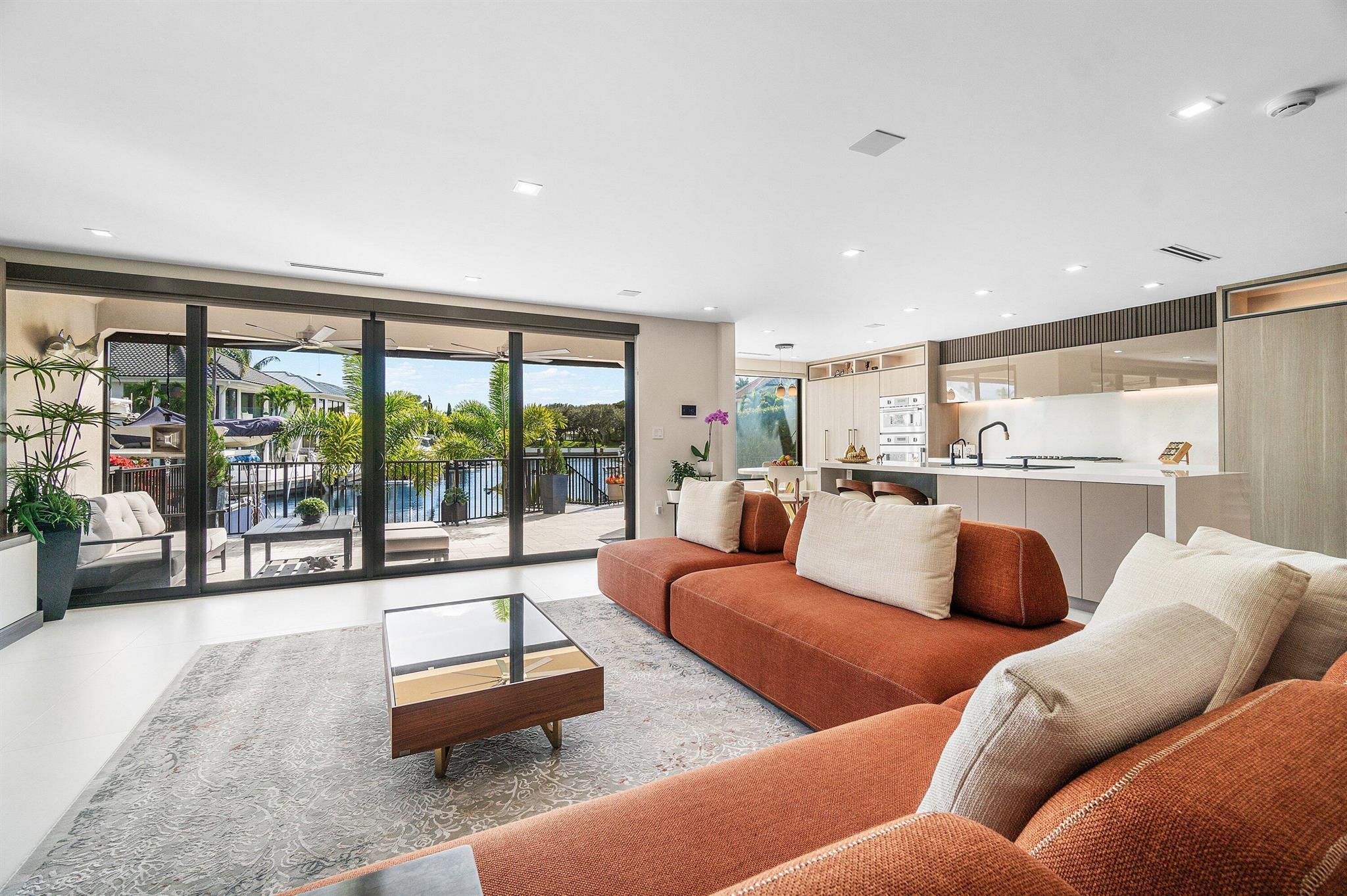 BOCA MARINA - Residential