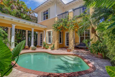 Photo of 122 Inkberry Drive, Jupiter, FL 33458 (MLS # R11114134)