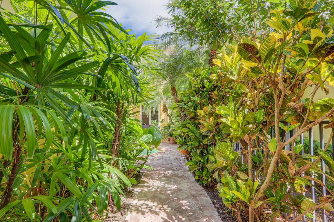 BOTANICA - Residential