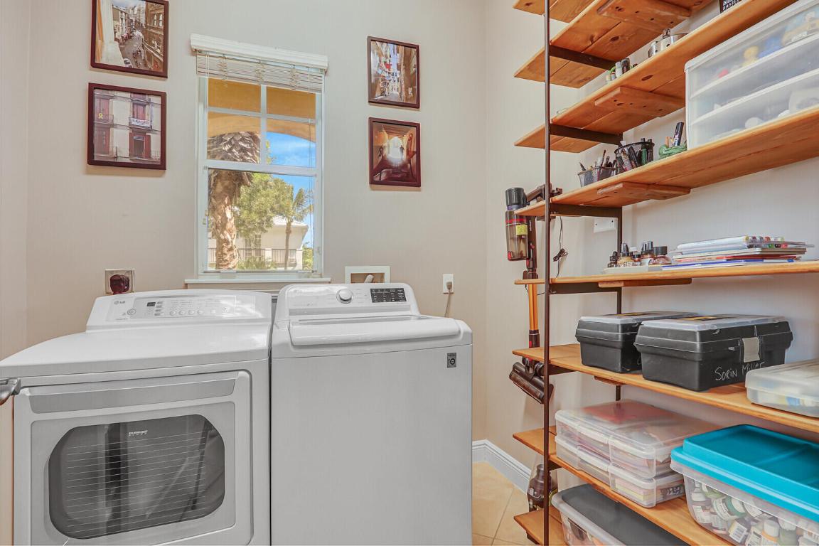 BOTANICA - Residential