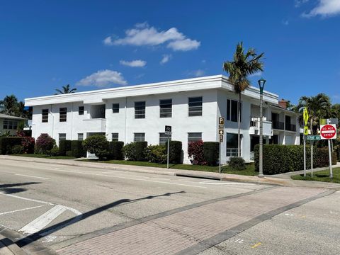 6 Lucerne Avenue Lake Worth Beach FL 33460
