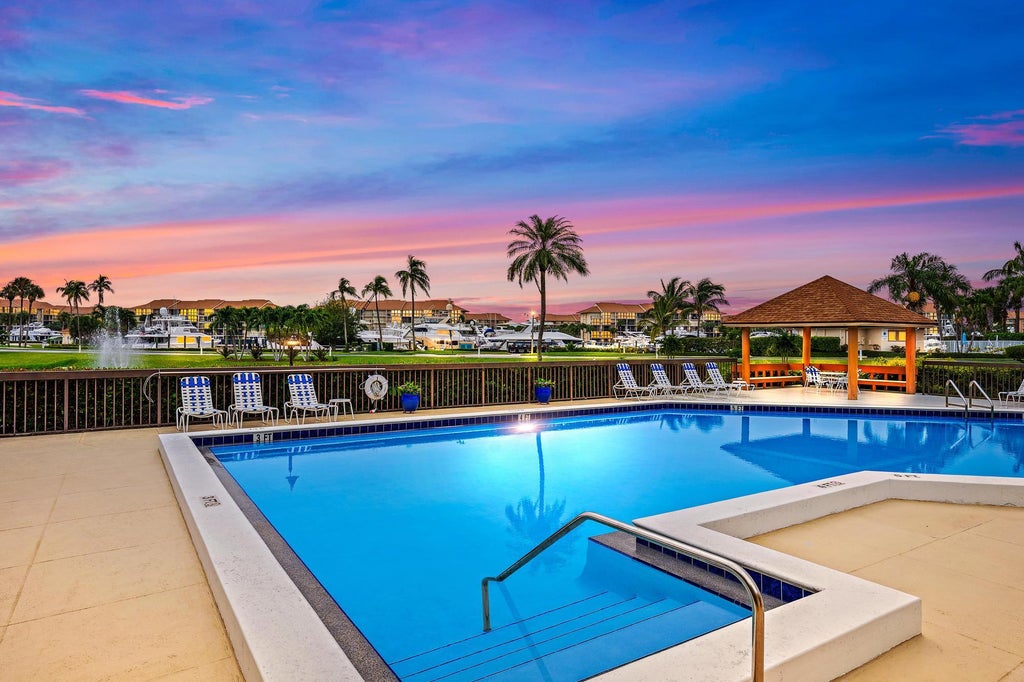 Photo of 601 SEAFARER Circle #201, Jupiter, FL 33477 (MLS # B26085047)