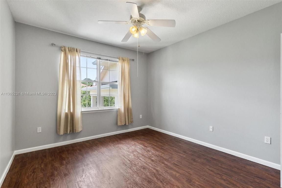 SOMERSET AT ABACOA CONDO - Residential Lease