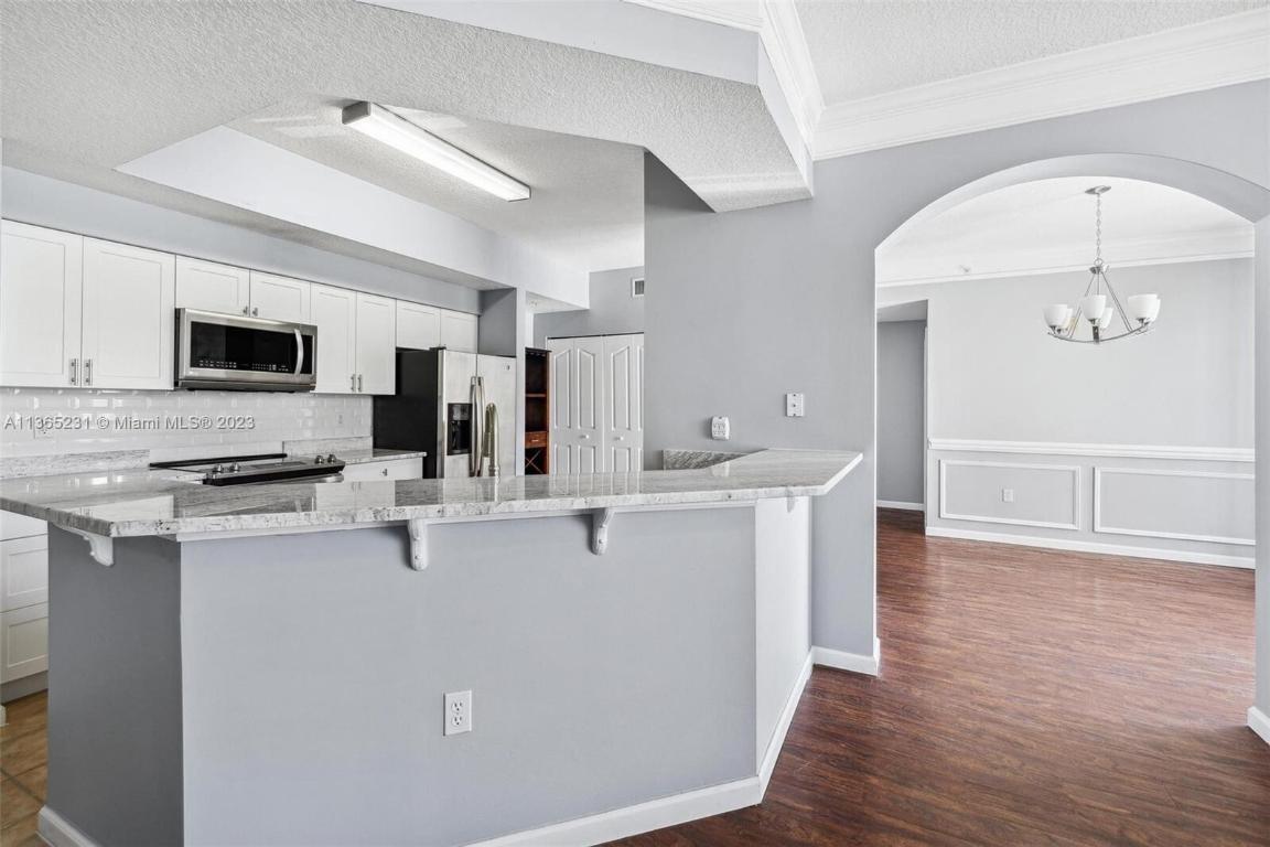 SOMERSET AT ABACOA CONDO - Residential Lease