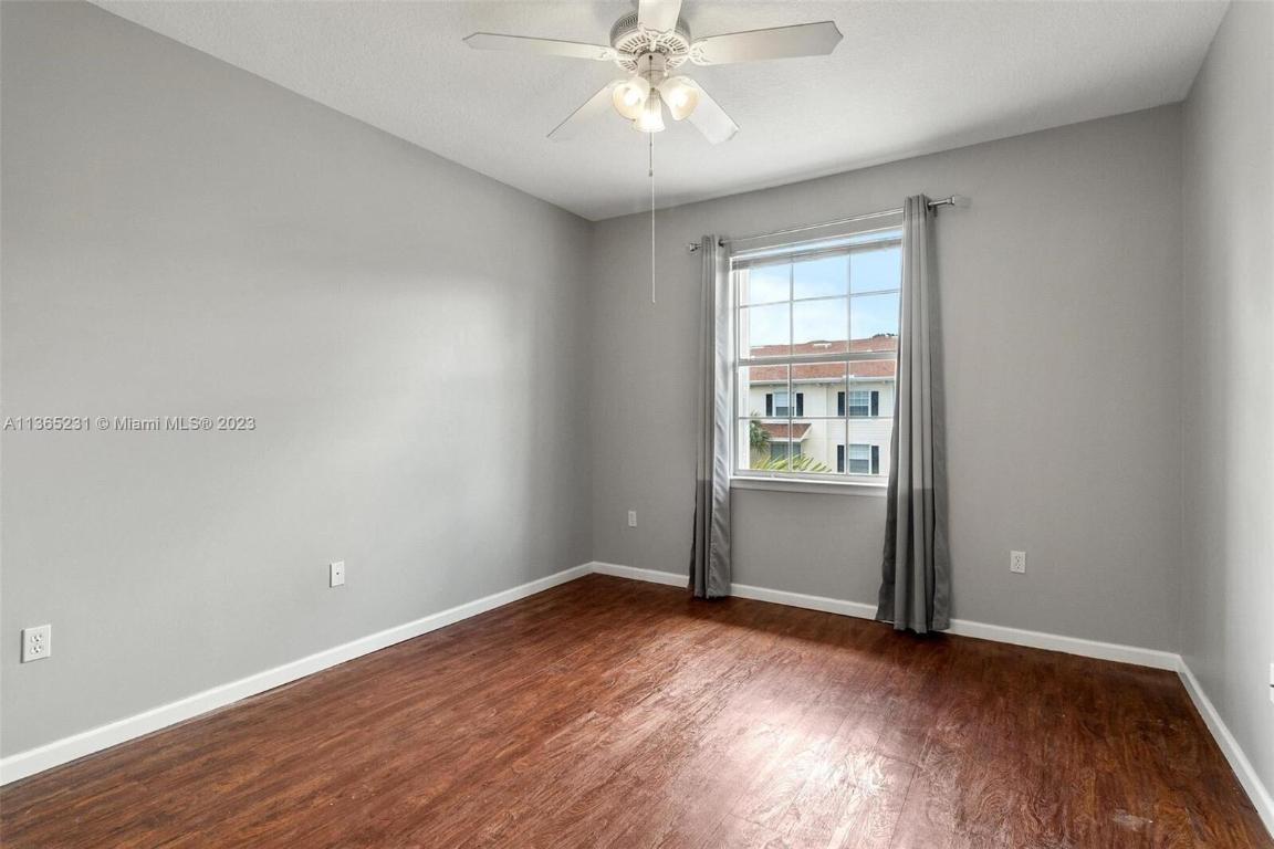 SOMERSET AT ABACOA CONDO - Residential Lease