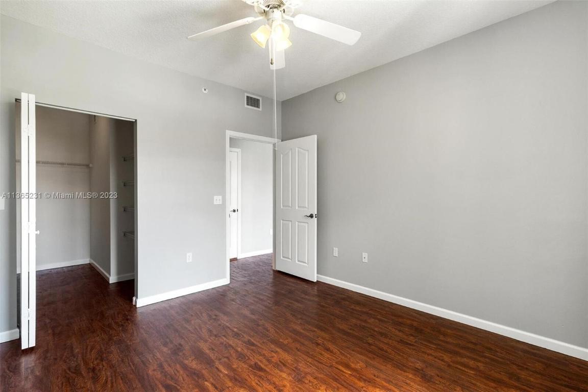 SOMERSET AT ABACOA CONDO - Residential Lease