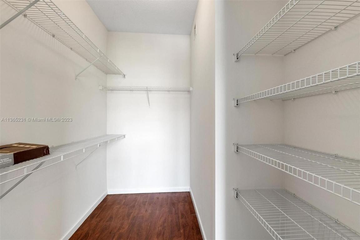 SOMERSET AT ABACOA CONDO - Residential Lease