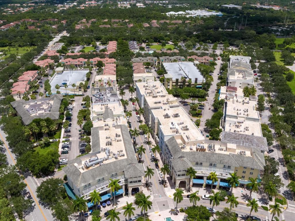 SOMERSET AT ABACOA CONDO - Residential Lease