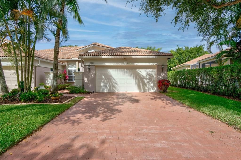 Photo of 2689 Pyes Harbour, West Palm Beach, FL 33411 (MLS # F10329212)
