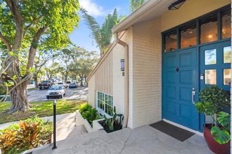 681 Kensington Place Wilton Manors FL 33305