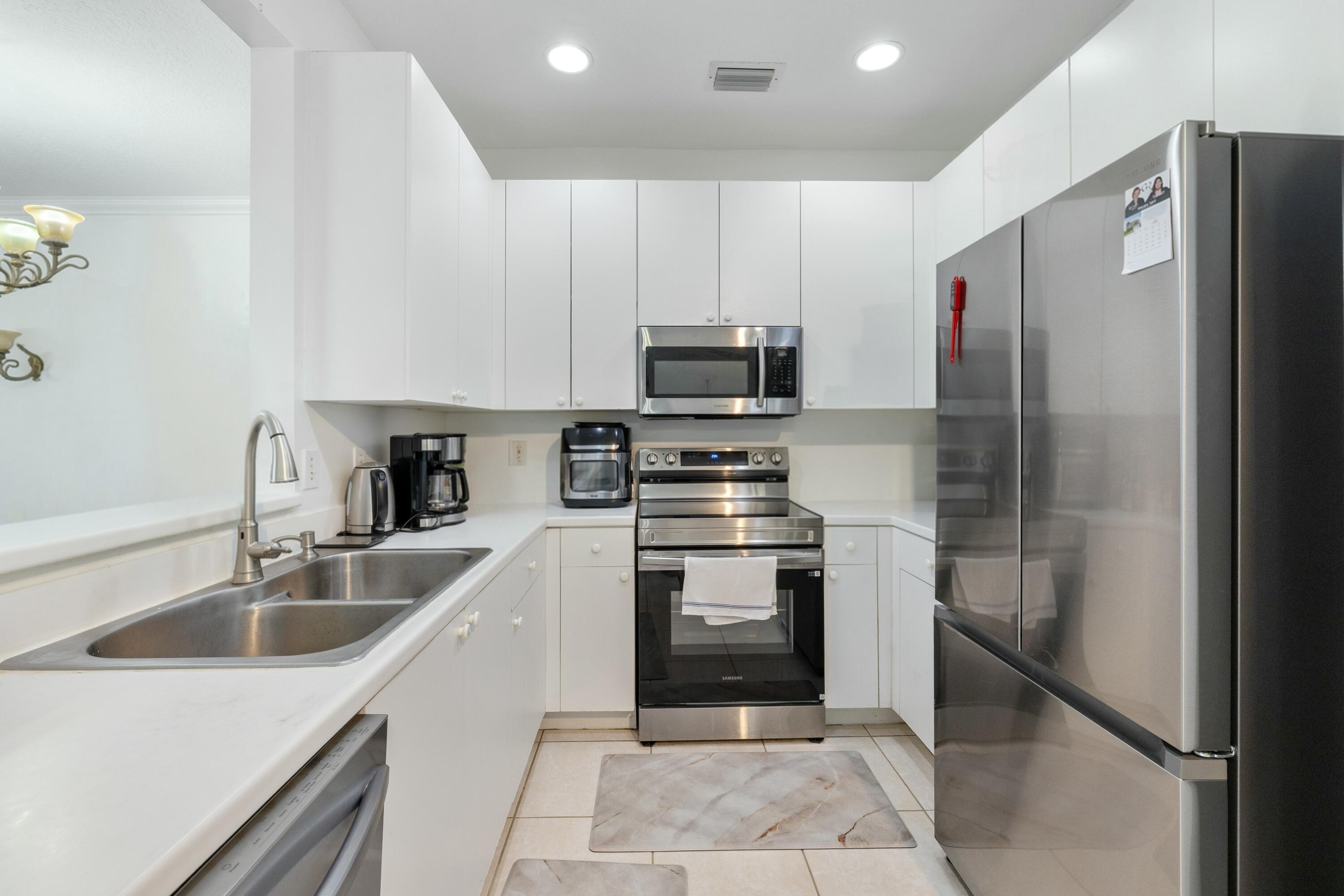 831 NW 130TH Avenue