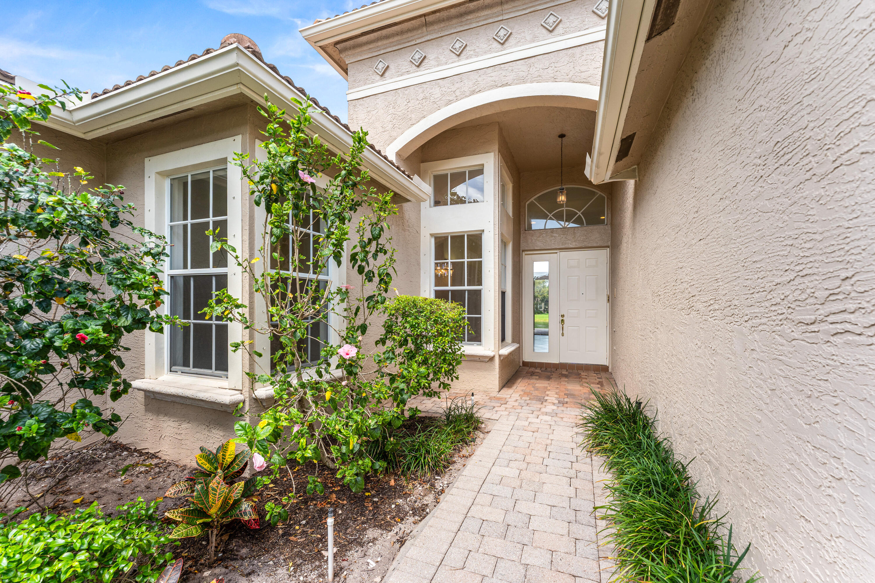 13215 Alhambra Lake Circle