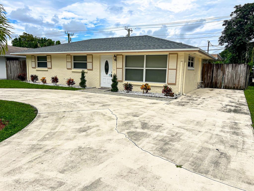 Photo of 9482 N Military Trail, Palm Beach Gardens, FL 33410 (MLS # R10894430)