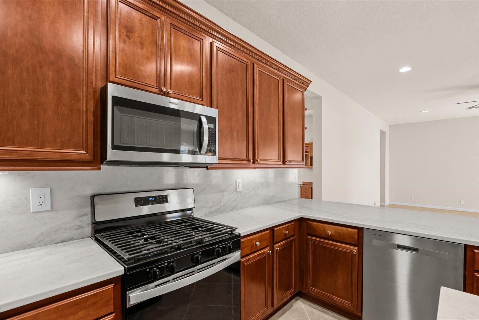 MAGNOLIA LAKES AT ST LUCIE WEST PHASE 2 - Residential