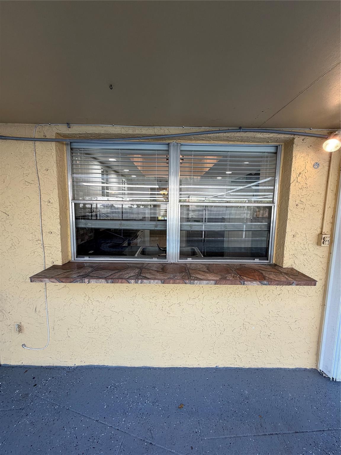 LAUDERDALE LAKES EAST GAT - Residential Lease