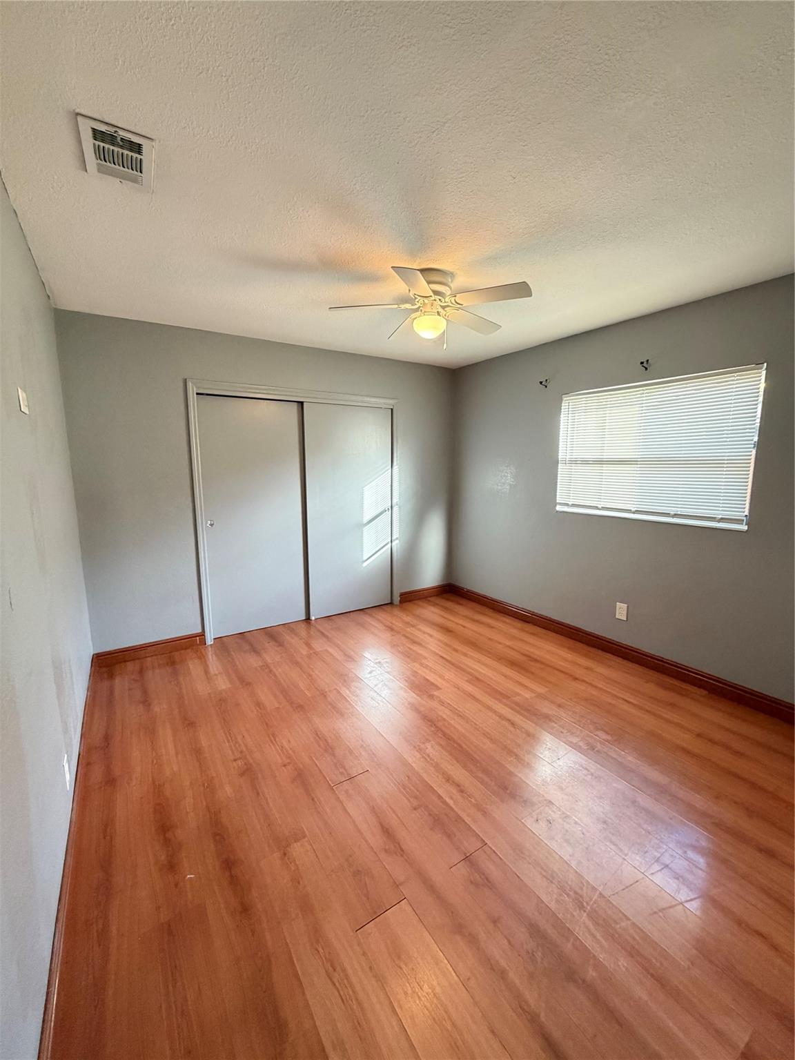 LAUDERDALE LAKES EAST GAT - Residential Lease