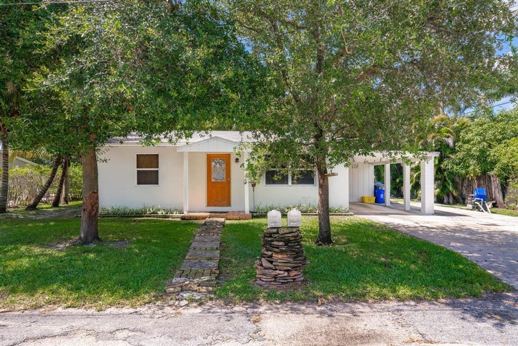Photo of 2729 Helyn Road, Lake Worth, FL 33461 (MLS # F10409622)