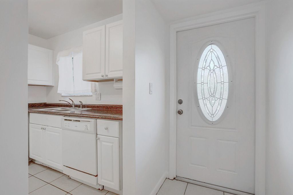 Photo of 200 S Waterway Drive S #103, Lantana, FL 33462 (MLS # R11110653)