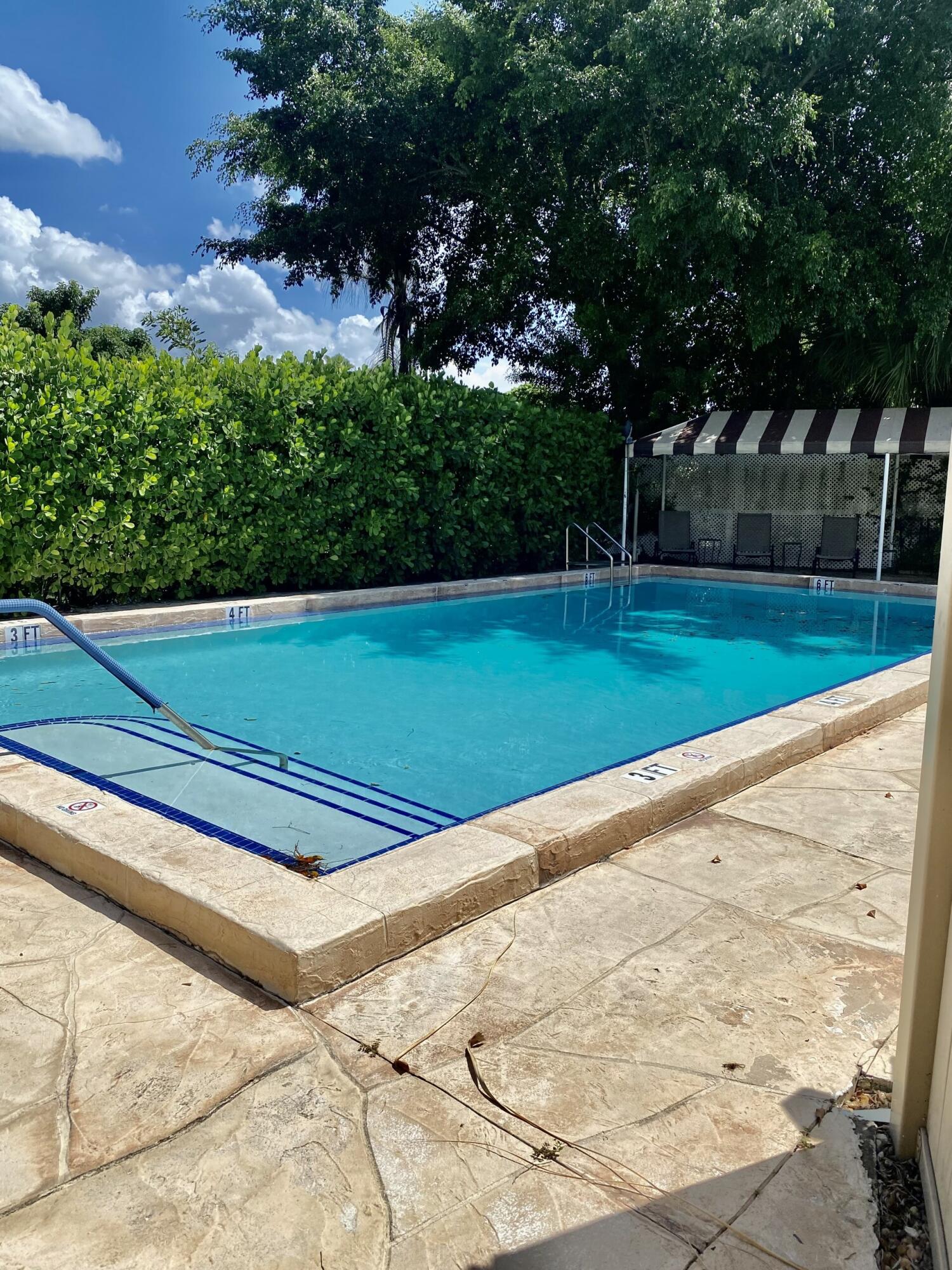 FOUNTAINS OF PALM BEACH CONDO 9 - Residential