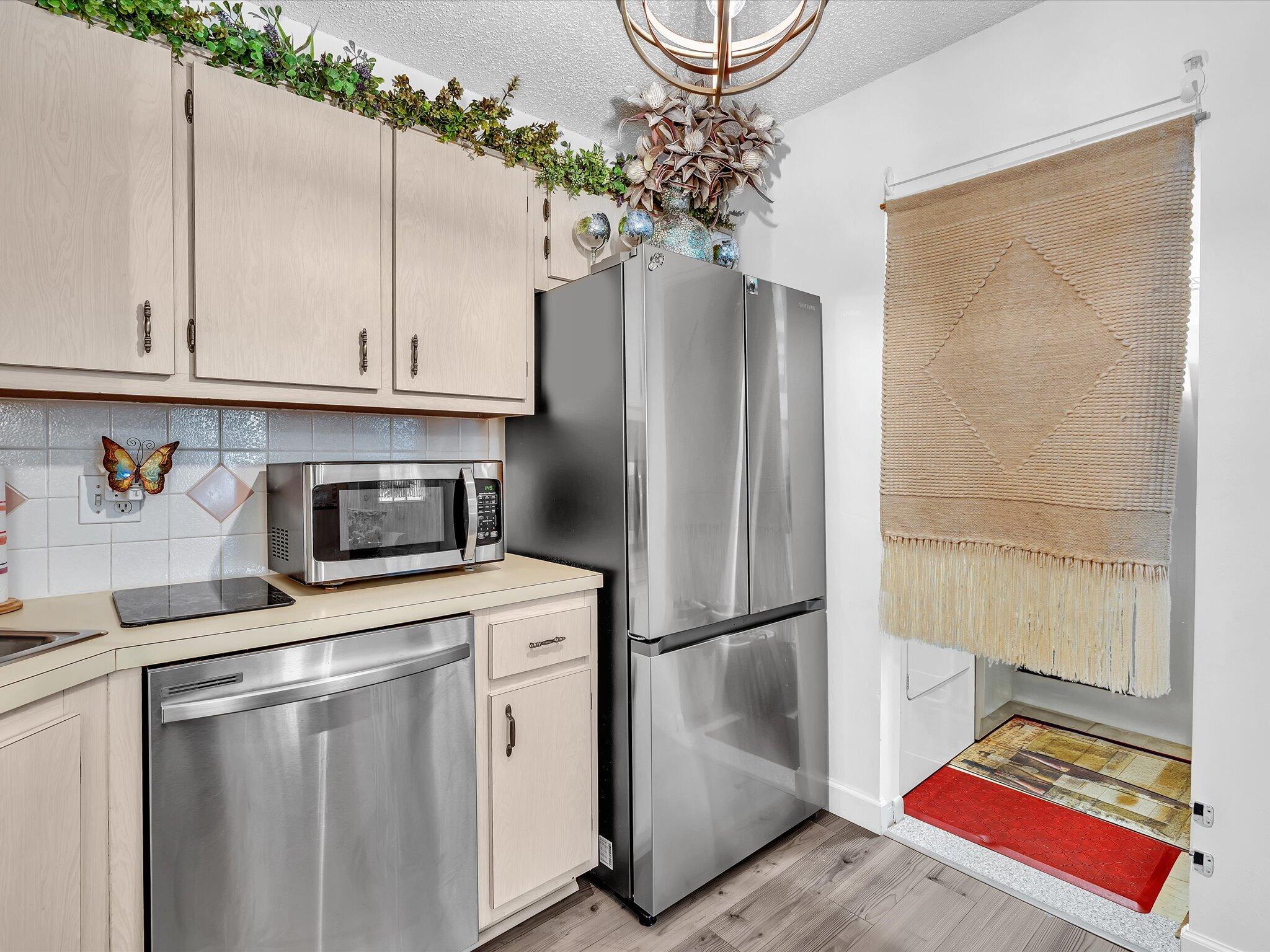 PINE RIDGE III CONDO - Residential