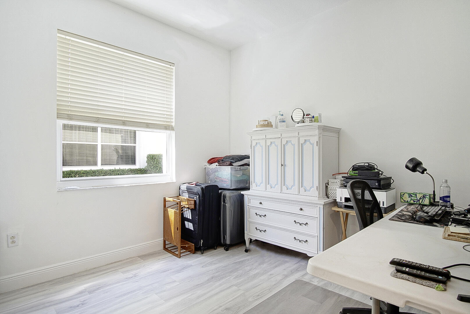 MARINER BAY - Residential