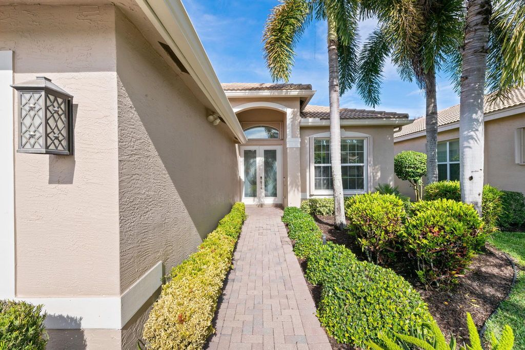 Photo of 9653 Sail Palm Court, Boynton Beach, FL 33473 (MLS # R11148117)
