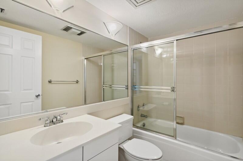 Martinique 2 - Residential