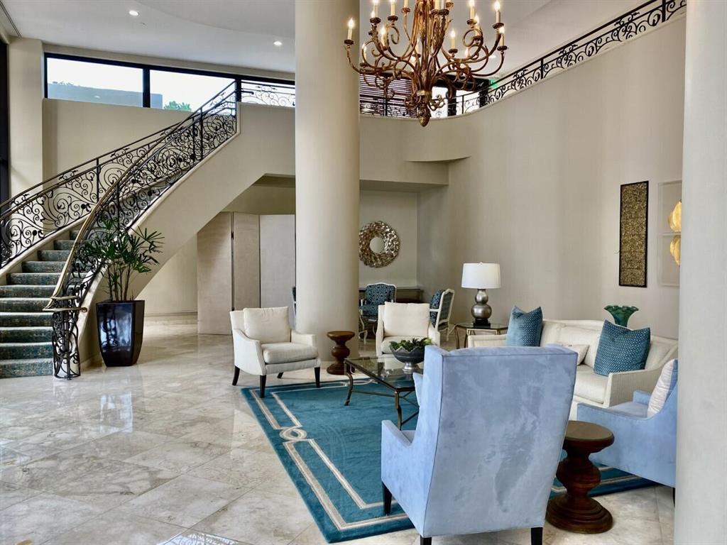 Martinique 2 - Residential