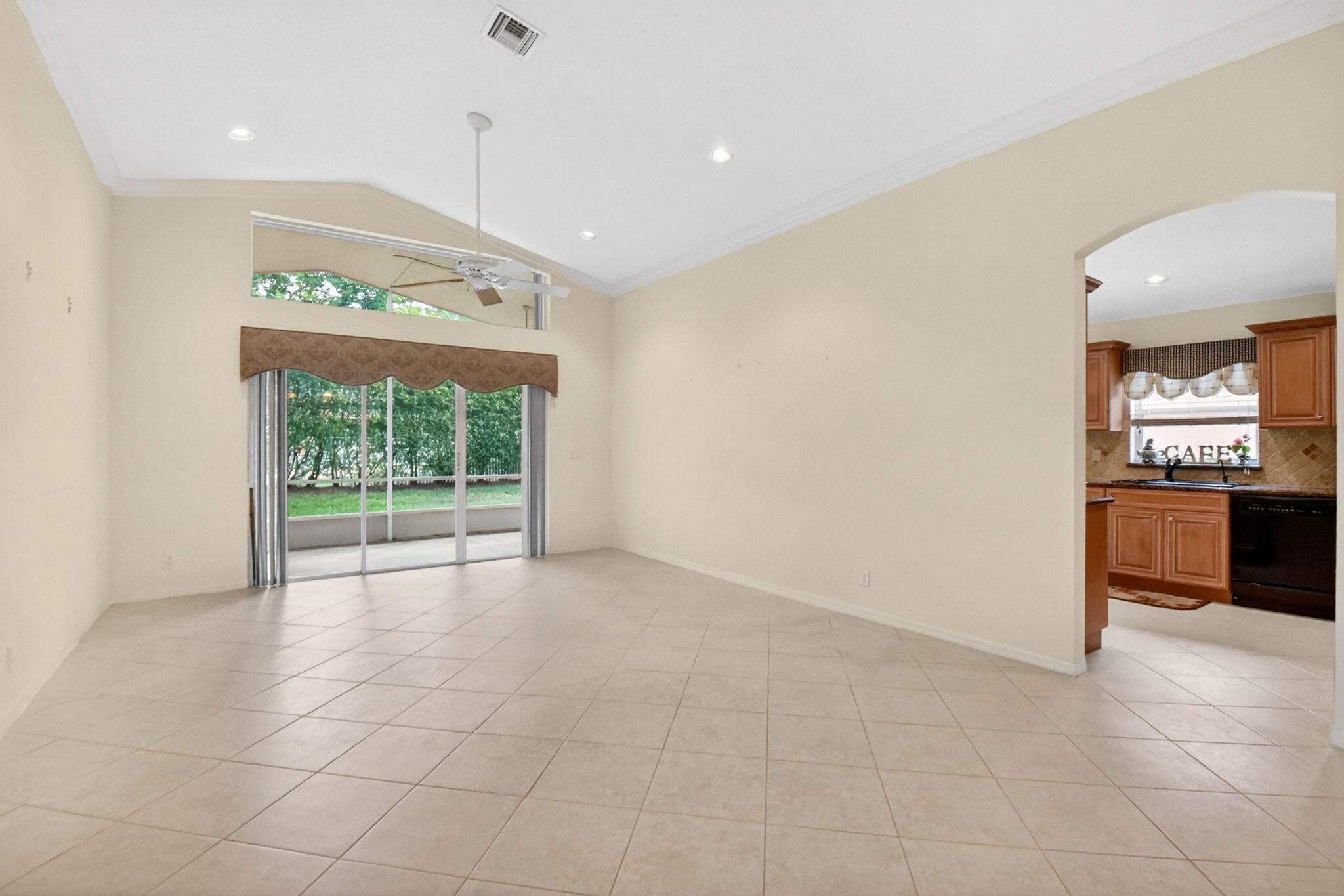 TUSCANY PAR A/B - Residential