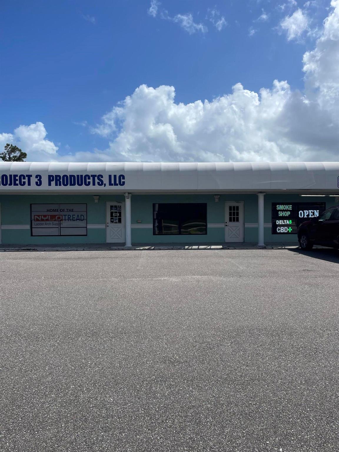 512 PLAZA CONDOMINIUM - Commercial Lease