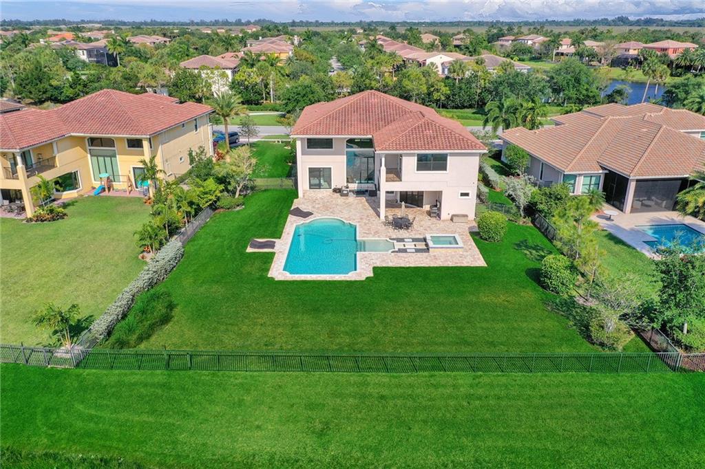 Parkland Golf & Country C - Residential