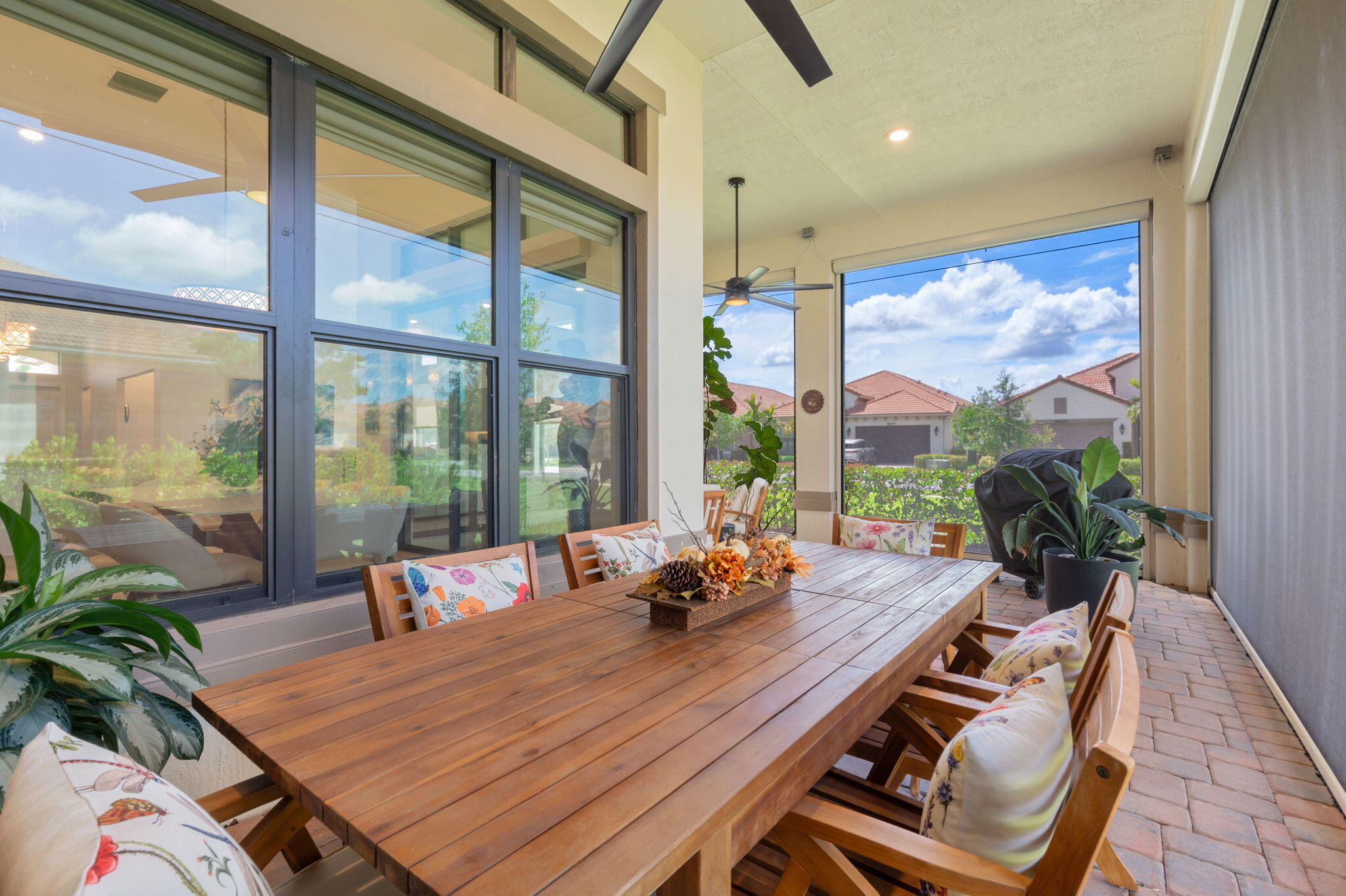 PARKLAND ROYALE - Residential