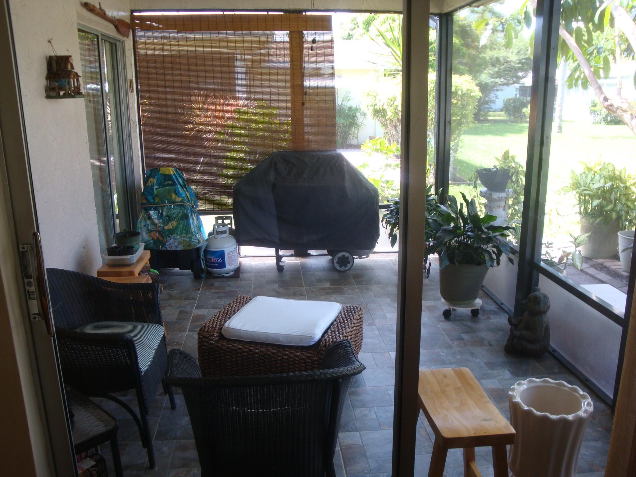 Delray Villas 01 - Residential